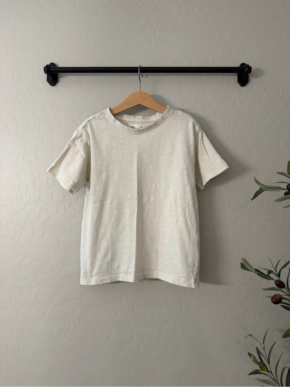 Zara Cream Short Sleeve Tee